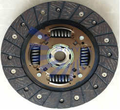 L'équipement doit être équipé d'un système de freinage de la taille de l'appareil.