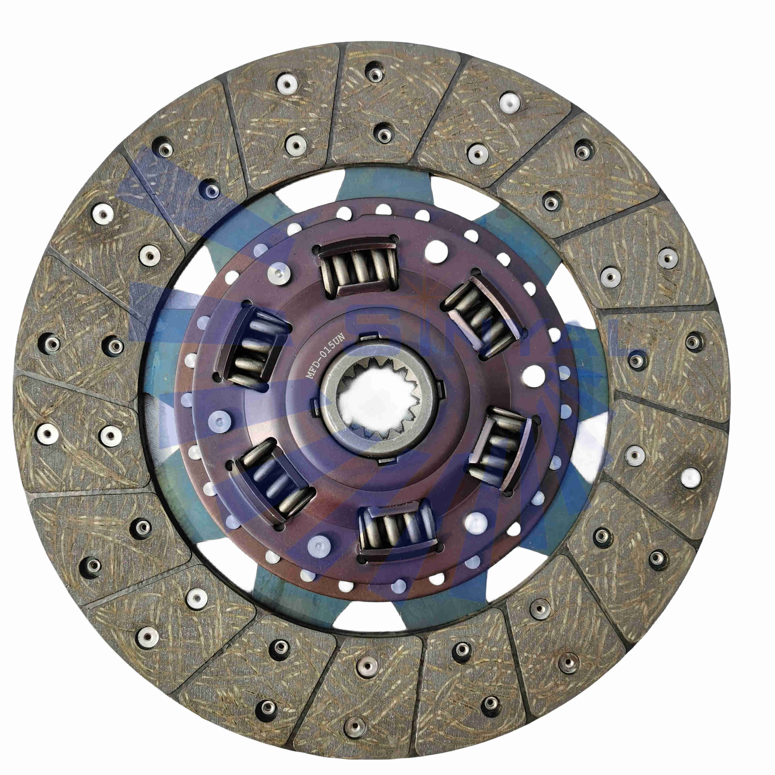Le système d'embrayage est équipé d'un système d'embrayage de type FE334 4D32 4D34.4