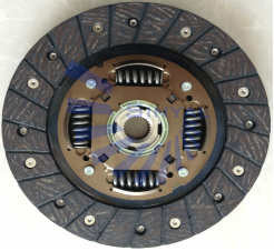 L'équipement doit être équipé d'un système de freinage de la taille de l'appareil.